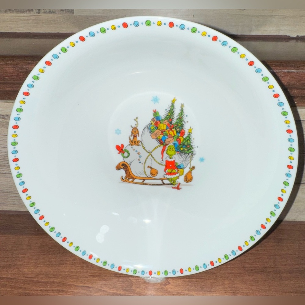 Dr. Seuss How the Grinch Stole Christmas 9" Serving Bowl Vegetable Salad Pasta